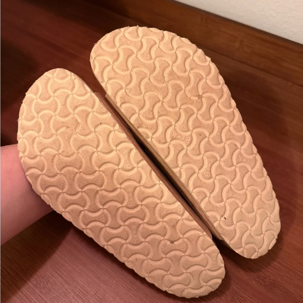 Birkenstock Tan Sandals with Gold Buckles - Picture 3 of 3